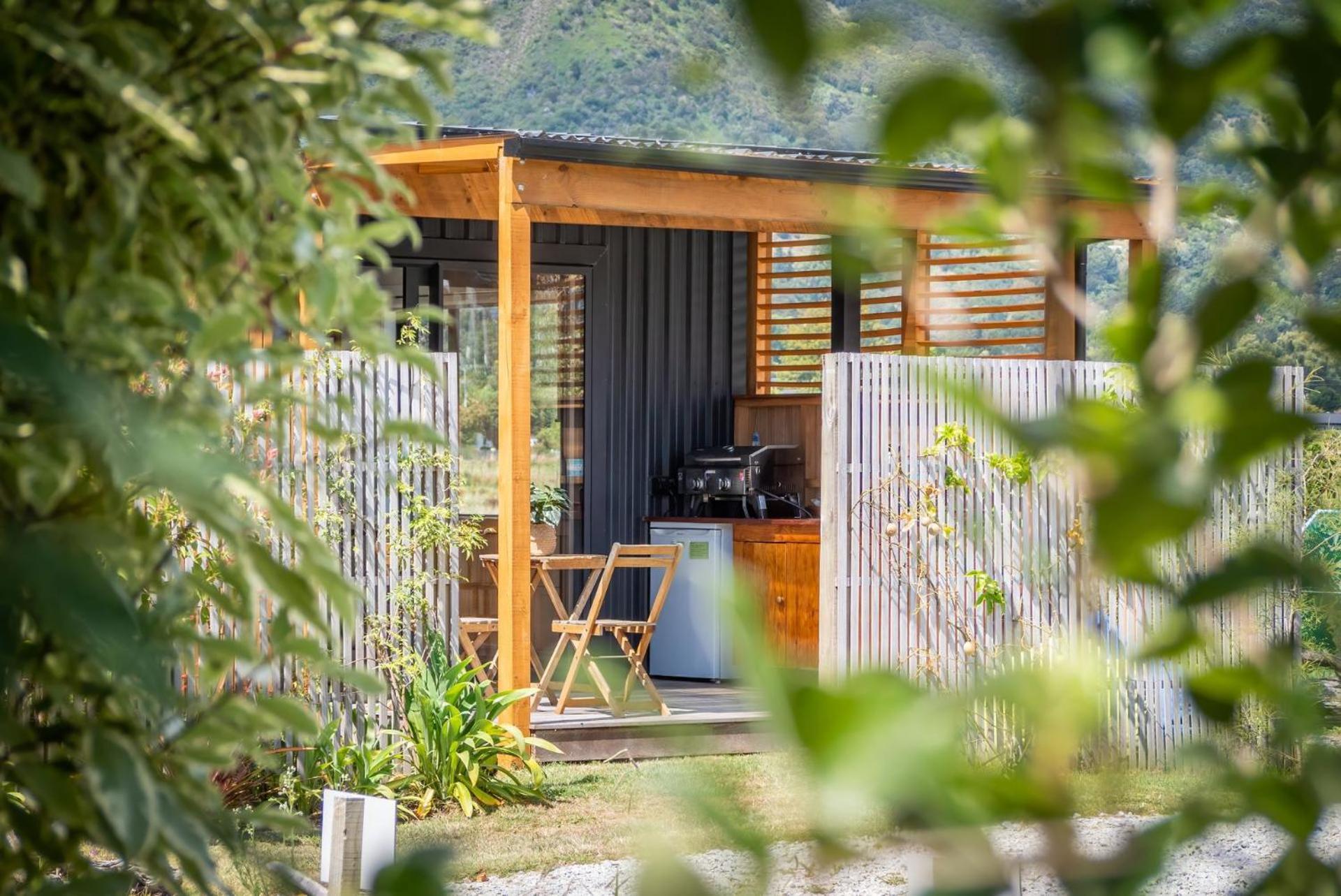 Pukeko Studio Pohara Exterior photo